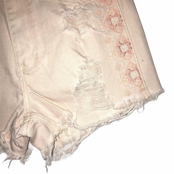 Hollister Peach Aztec High Rise Shorts 1 25 - Picture 5 of 8